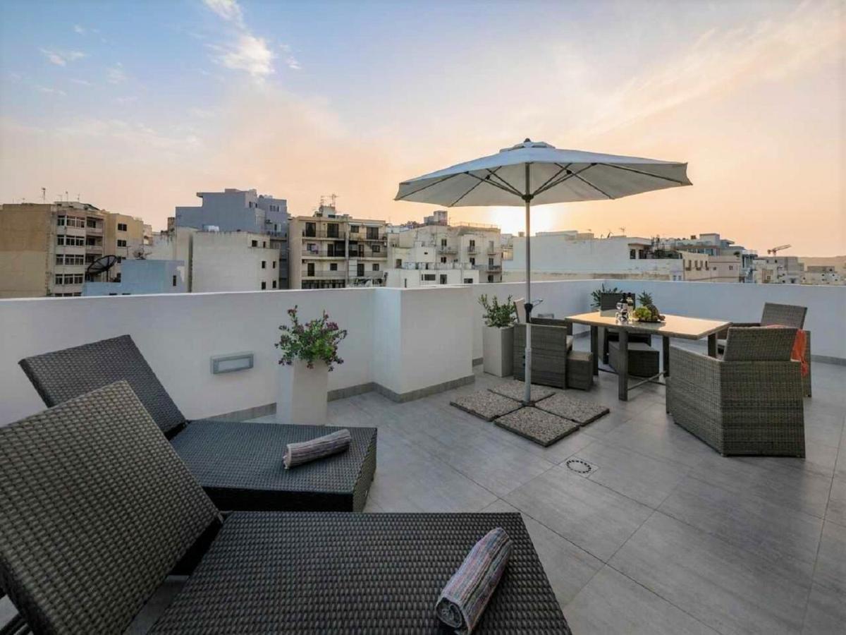 Stunning Penthouse Roof Terrace & Communal Swimming Pool St. Paul's Bay Buitenkant foto